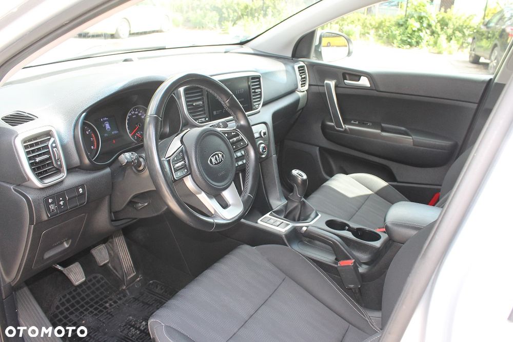 Kia Sportage 1.6 GDI L 2WD - 9