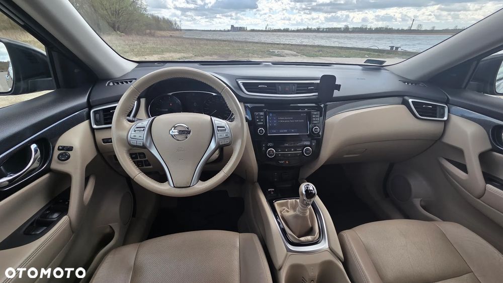 Nissan X-Trail 1.6 DCi Tekna 4WD - 9