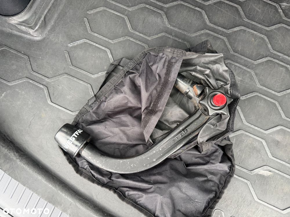 Kia Carens 1.7 CRDi Vision - 12