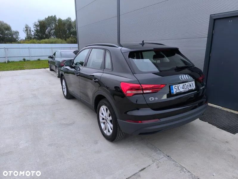 Audi Q3 35 TFSI S tronic - 8