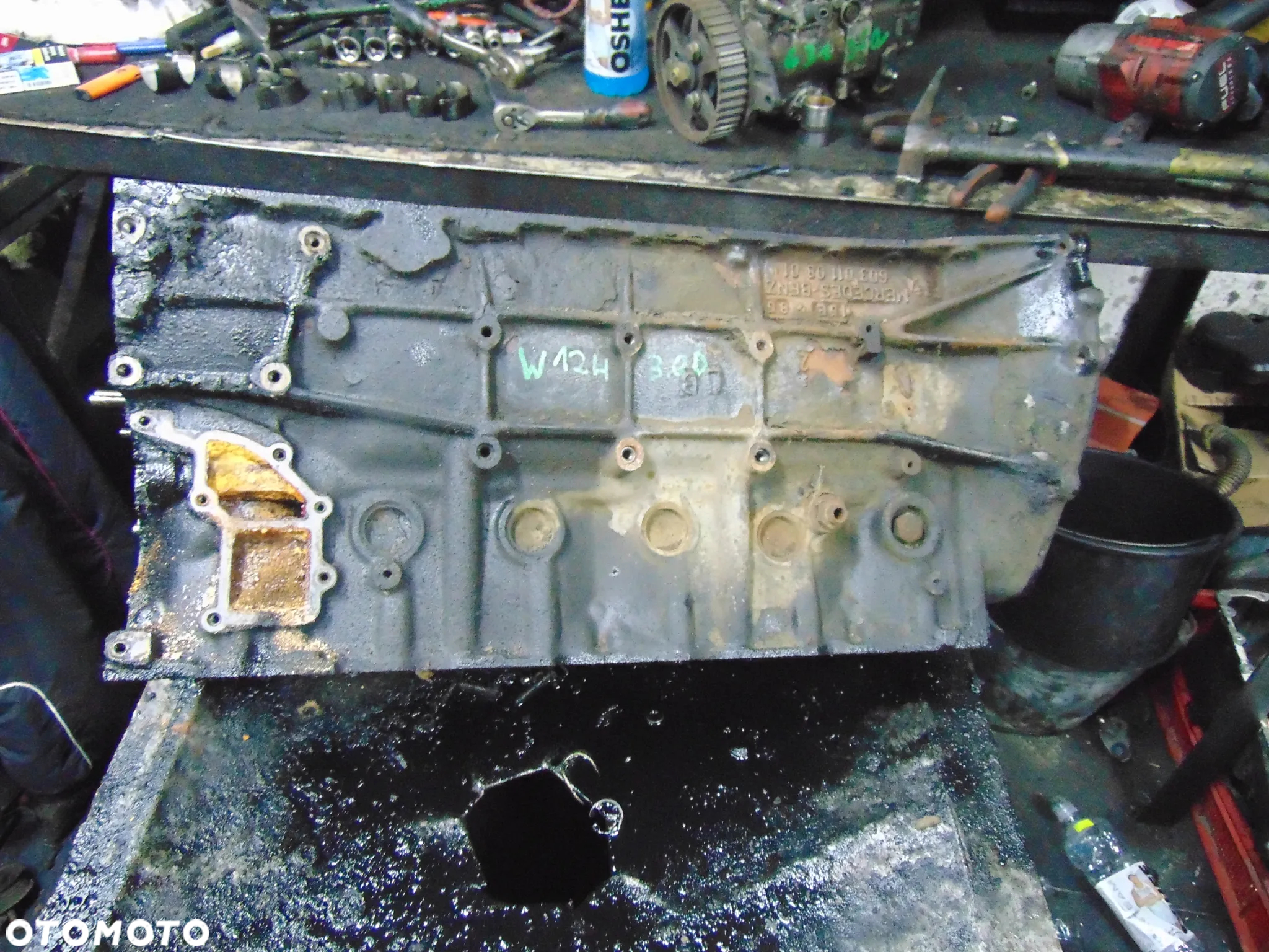 Blok silnika Mercedes w124 3,0D - 2