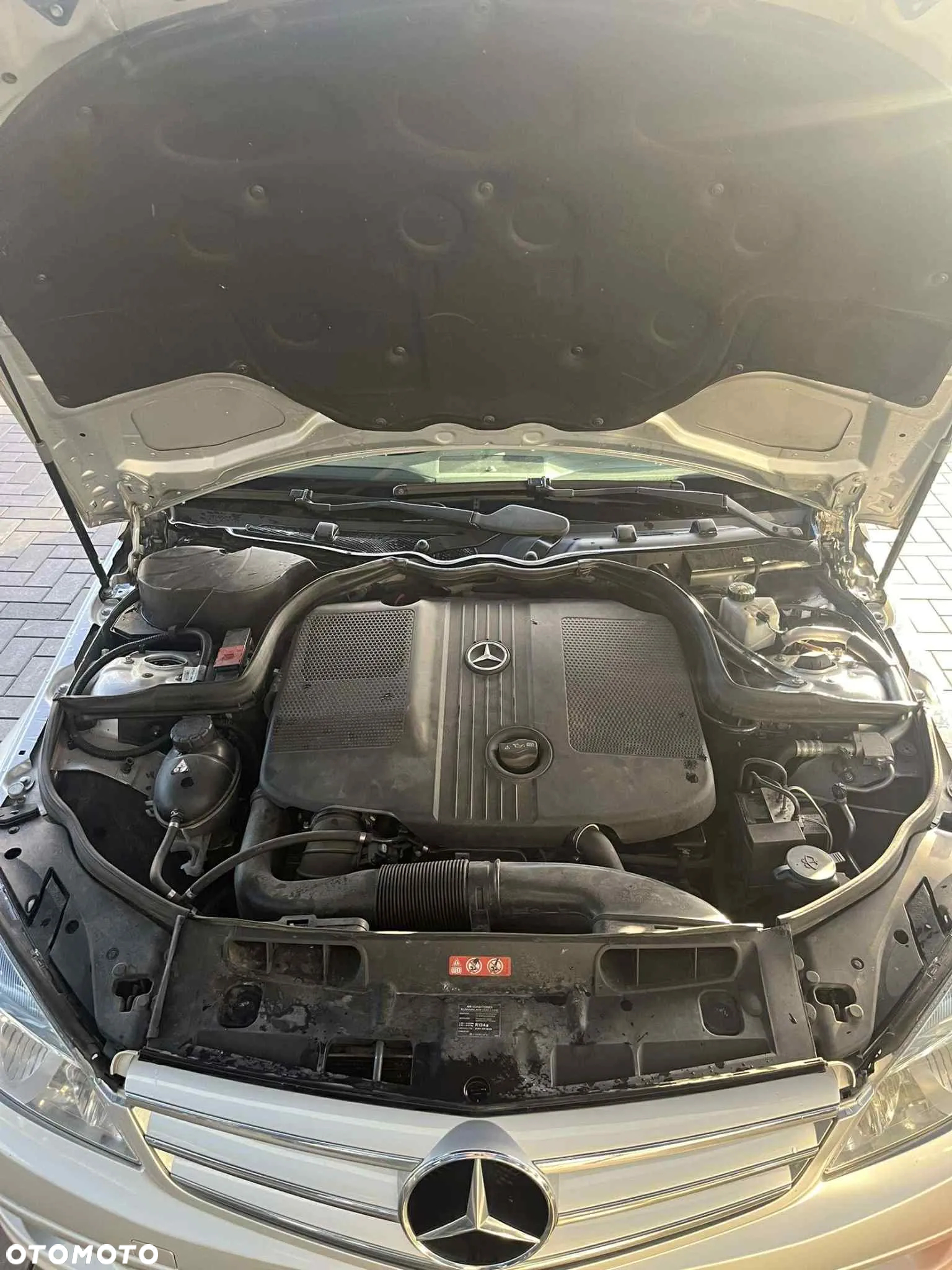 Mercedes-Benz Klasa C 180 T CDI DPF (BlueEFFICIENCY) Avantgarde - 13