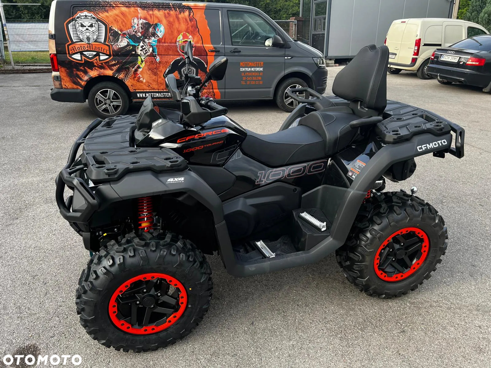CFMoto CForce - 8