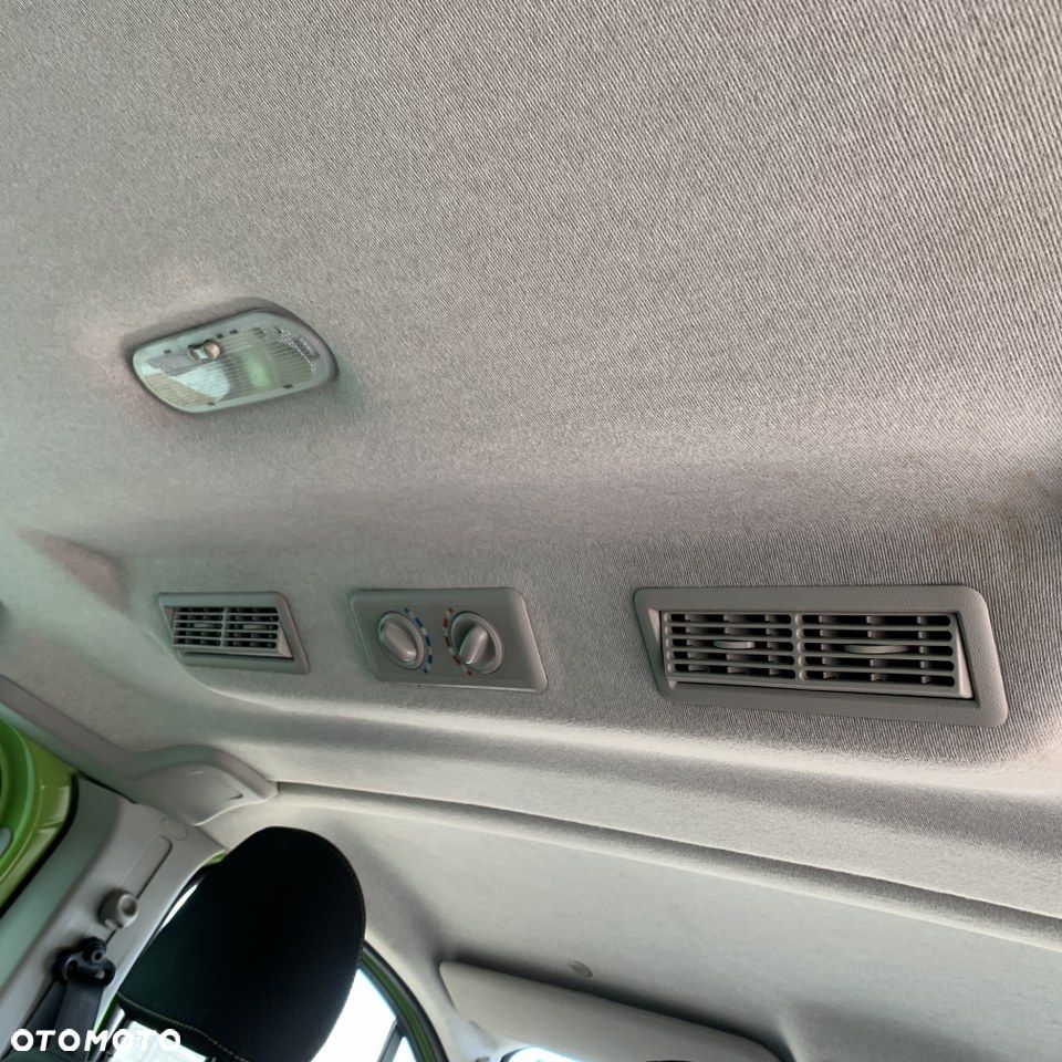Renault Trafic - 10
