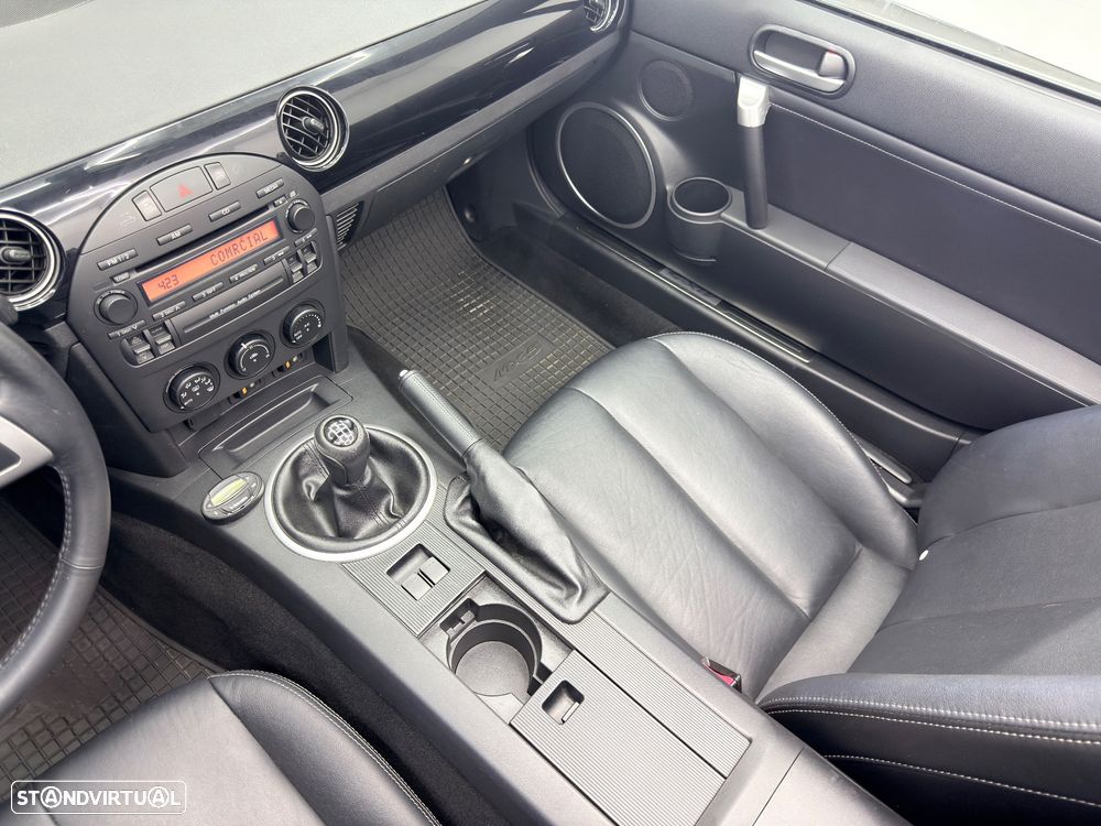 Mazda MX-5 MZR 1.8 Exclusive Plus - 26