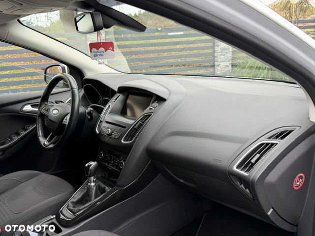 Ford Focus - 14