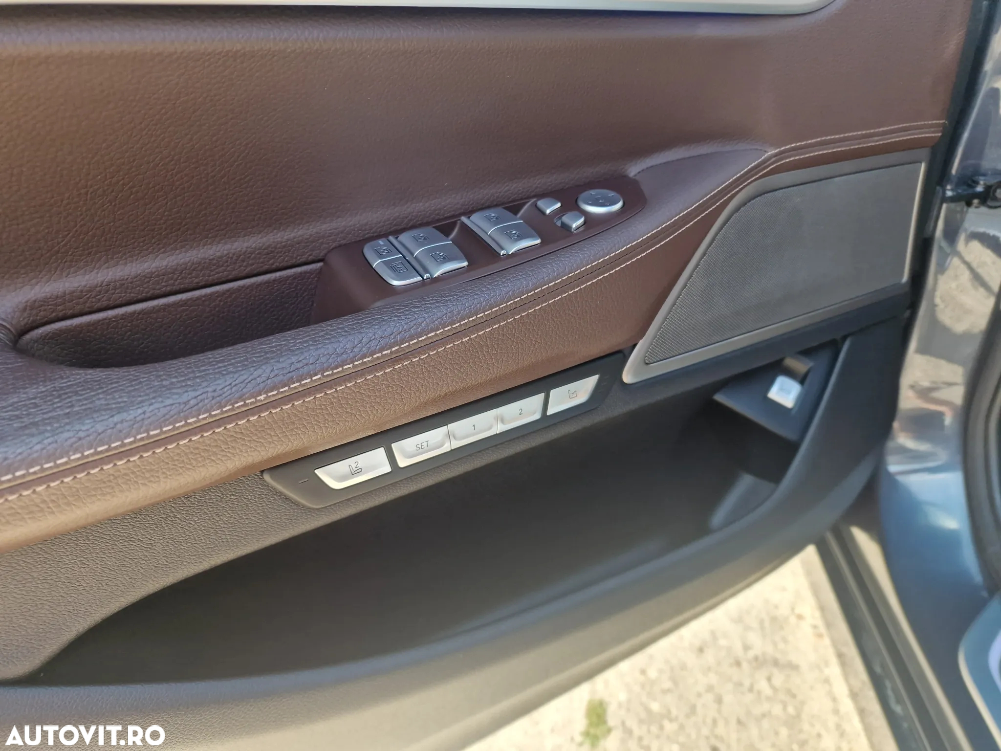 BMW Seria 7 730Ld xDrive - 14