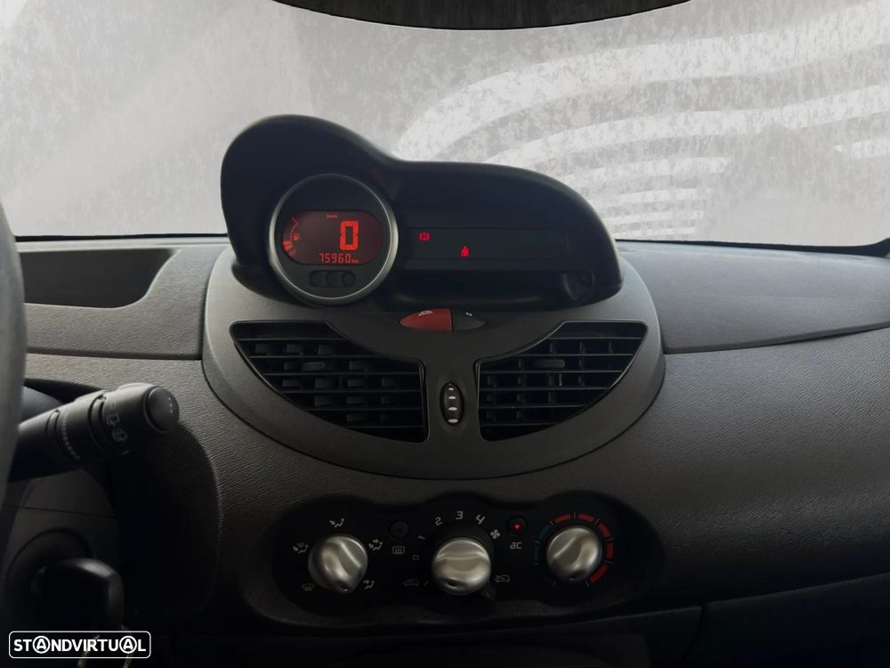 Renault Twingo 1.2 16V Walkman - 12