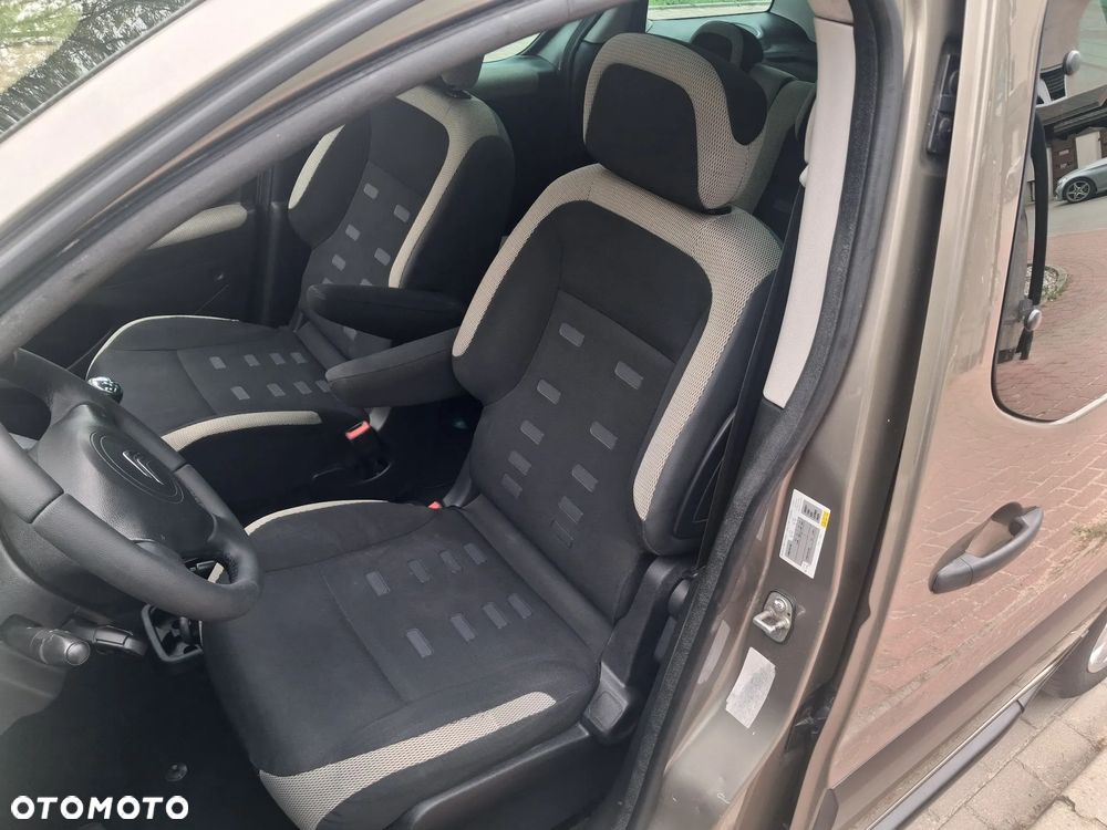 Citroën Berlingo 1.6 HDi XTR - 14