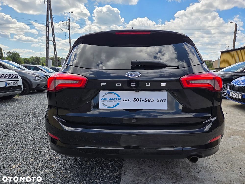 Ford Focus 1.5 EcoBoost Titanium - 9