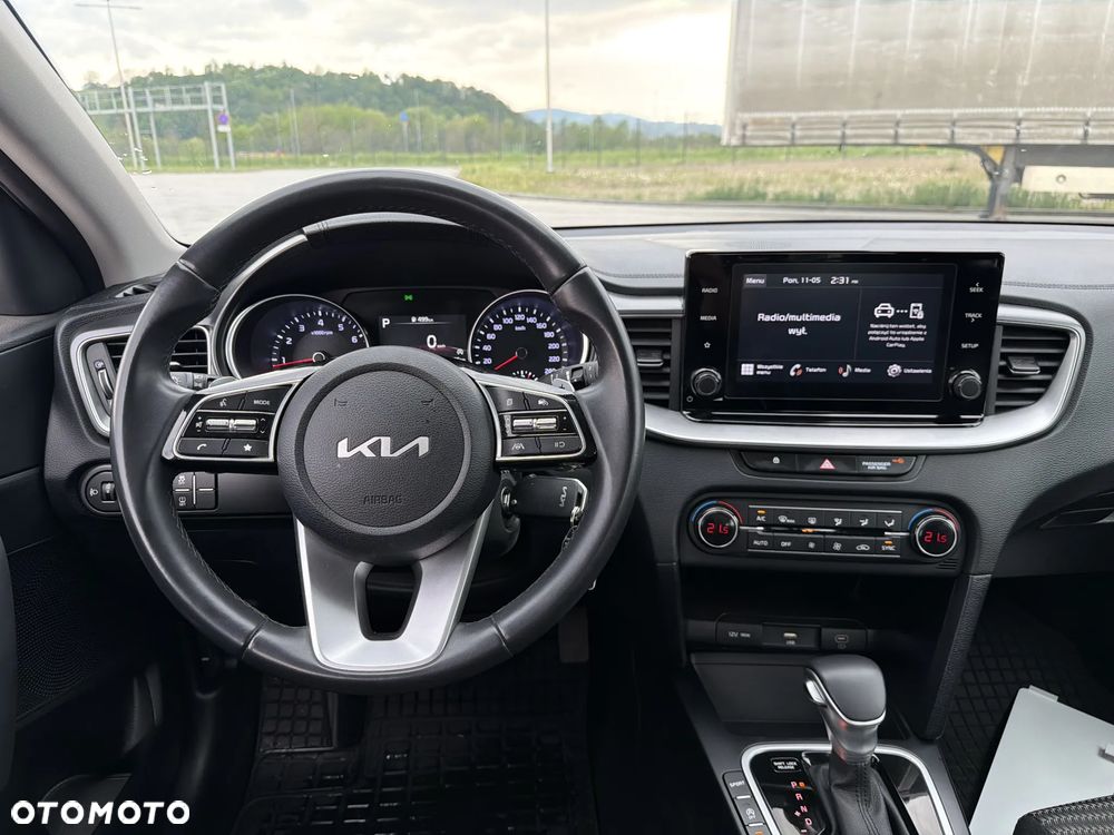 Kia Ceed 1.5 T-GDI M DCT - 14
