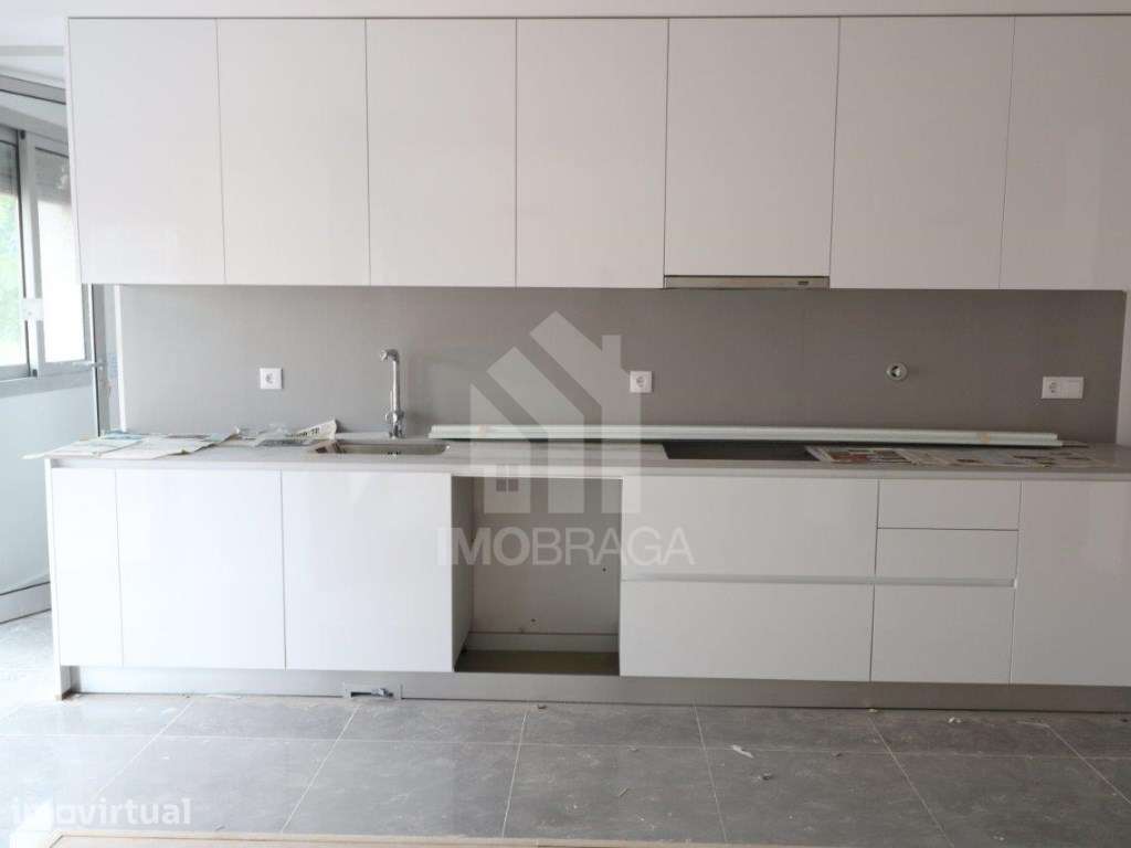 Venda Apartamento T3 Novo, em Azurém (Guimarães) - Grande imagem: 3/36