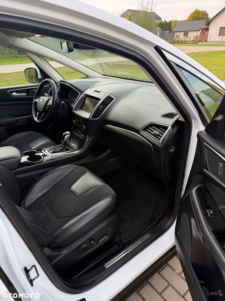 Ford S-Max - 14