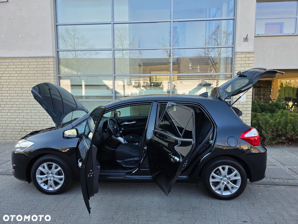 Toyota Auris 1.6 Premium Start - 10