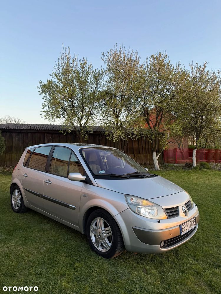 Renault Scenic 2.0 16V Avantage - 3