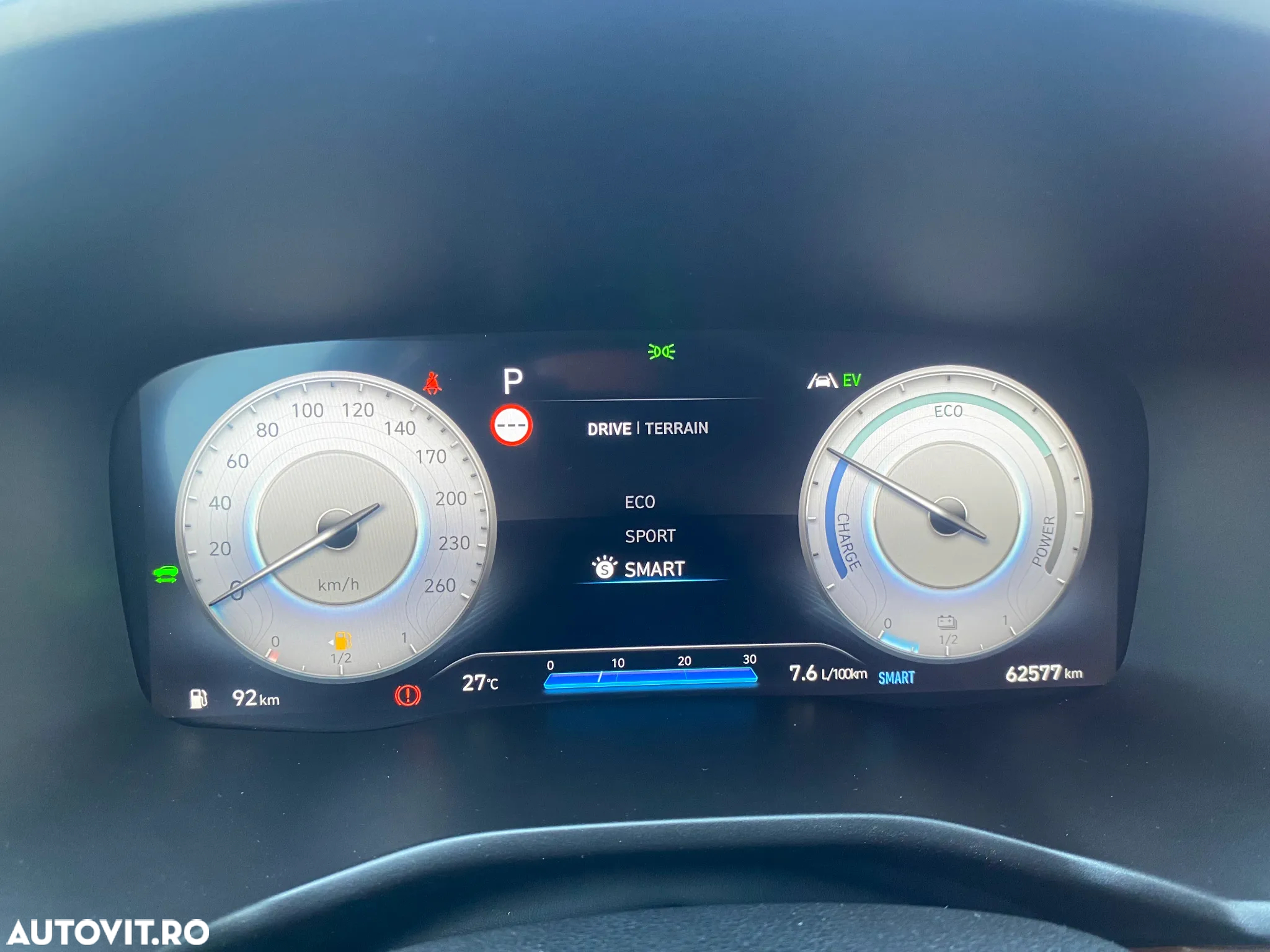 Hyundai Santa Fe Hybrid 1.6 l 230 CP 4WD 6AT Luxury - 26