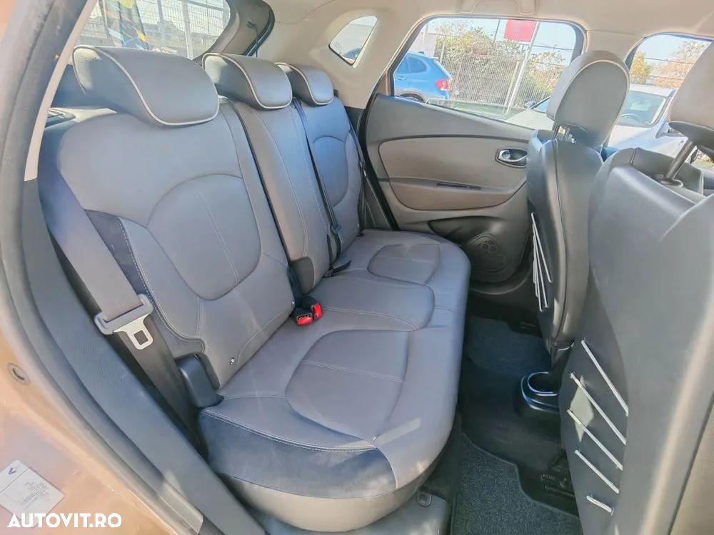 Renault Captur (ENERGY) TCe 90 BOSE EDITION - 12