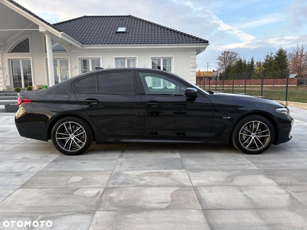 BMW Seria 5 530e xDrive - 5