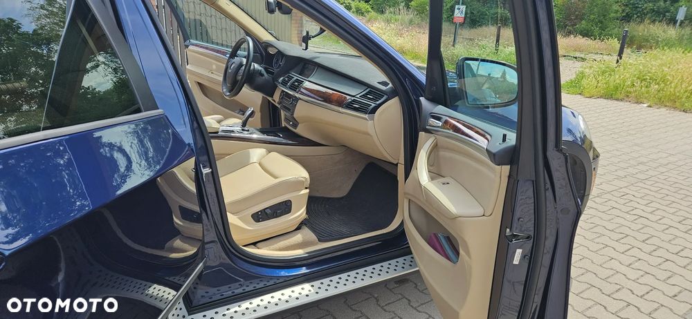 BMW X5 3.5i xDrive - 7