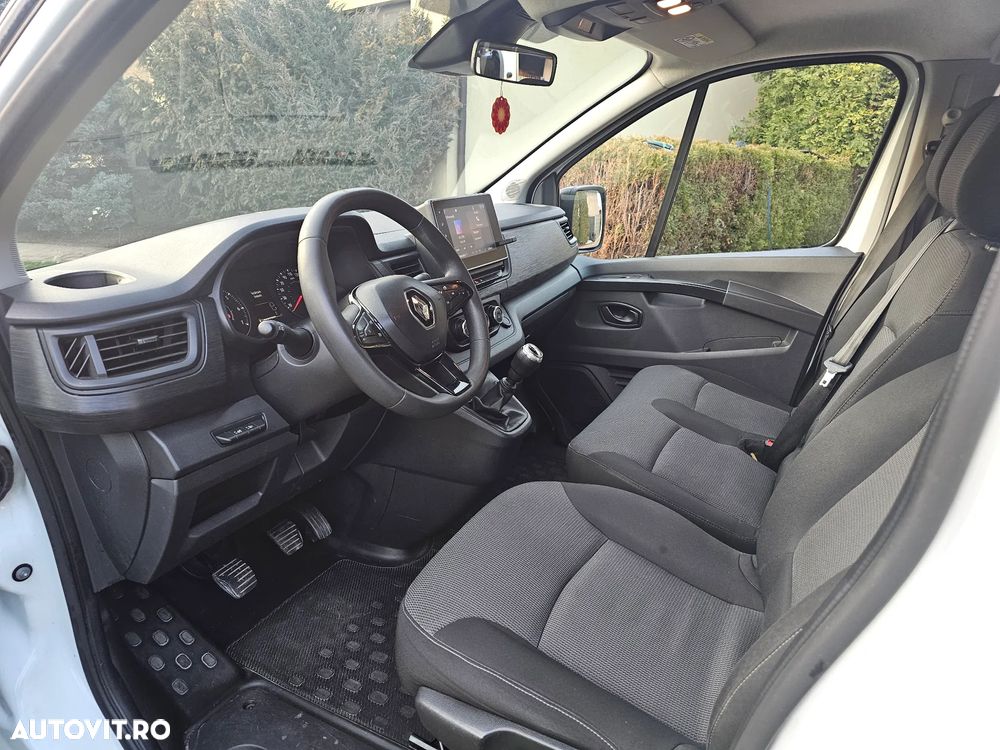 Renault Trafic Combi 2.0 Blue dCi 110 S&S L1 8+1 Zen - 18