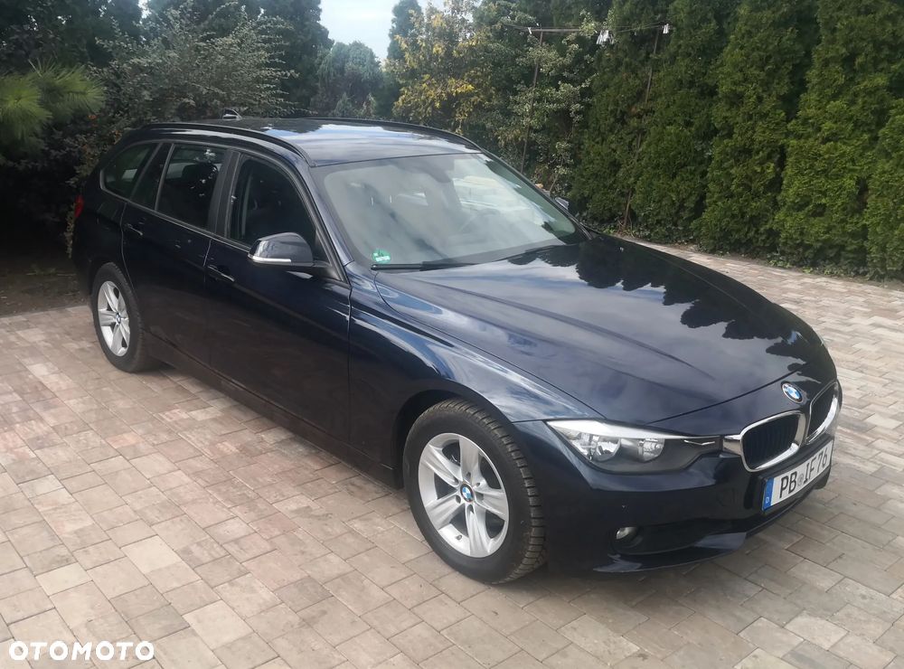 BMW Seria 3 318d - 17