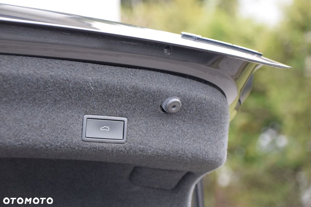 Volkswagen Passat 2.0 TDI 4Mot Elegance DSG - 37