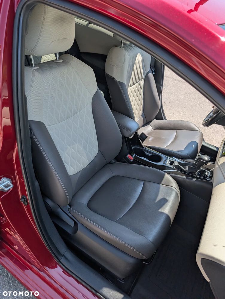 Toyota Corolla 1.8 Hybrid Executive - 20