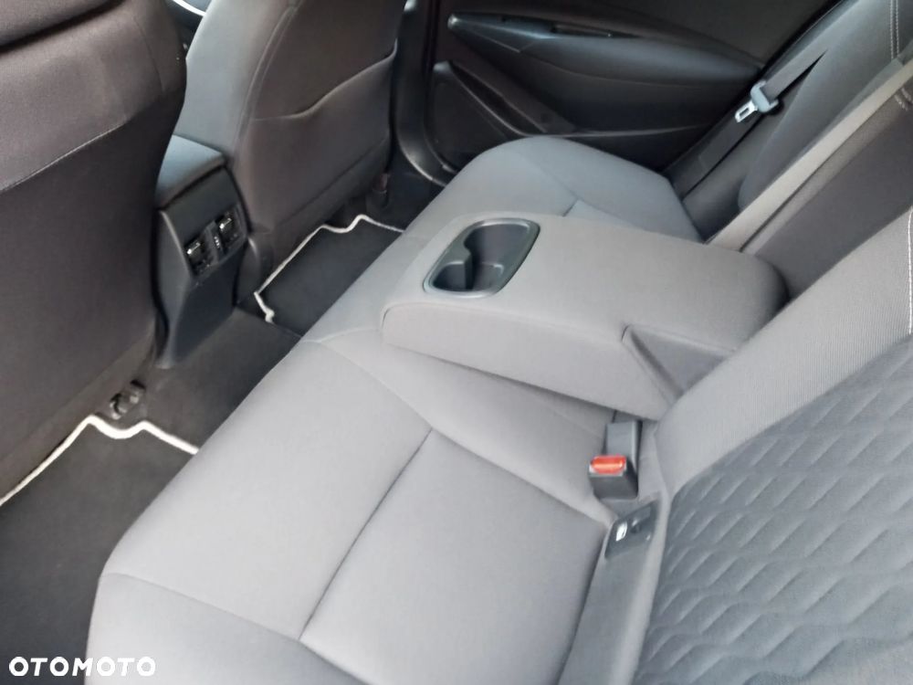 Toyota Corolla 1.8 Hybrid Comfort - 29