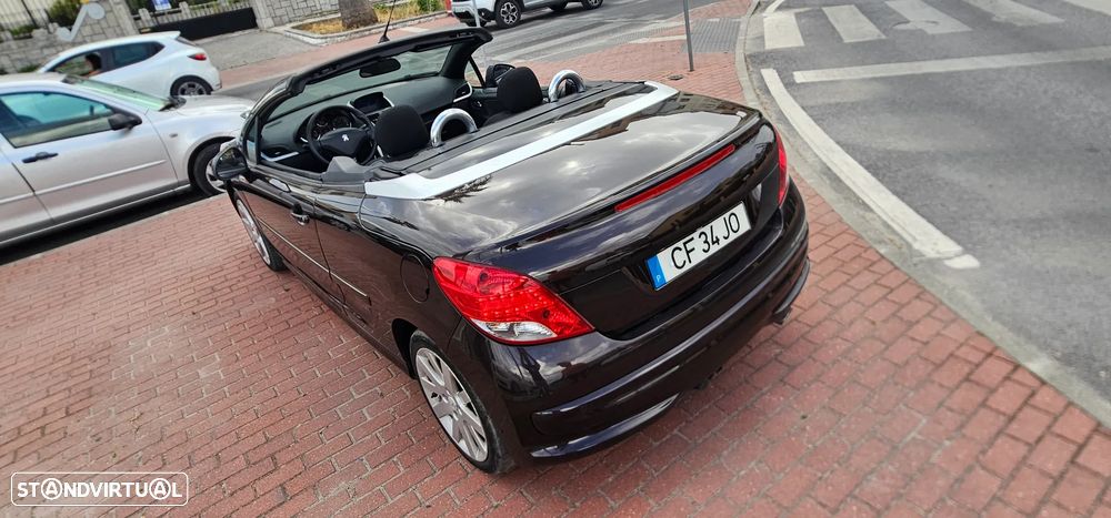 Peugeot 207 1.6 HDi Sportium - 12