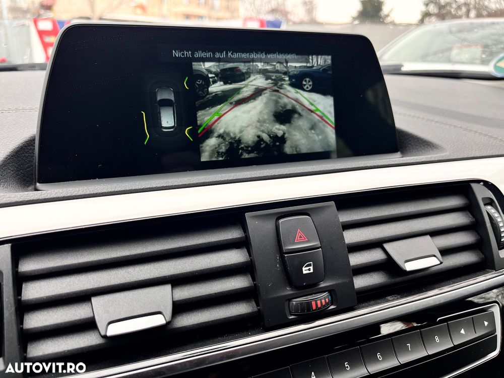 BMW Seria 1 120d Aut. Edition Metropolitan - 35