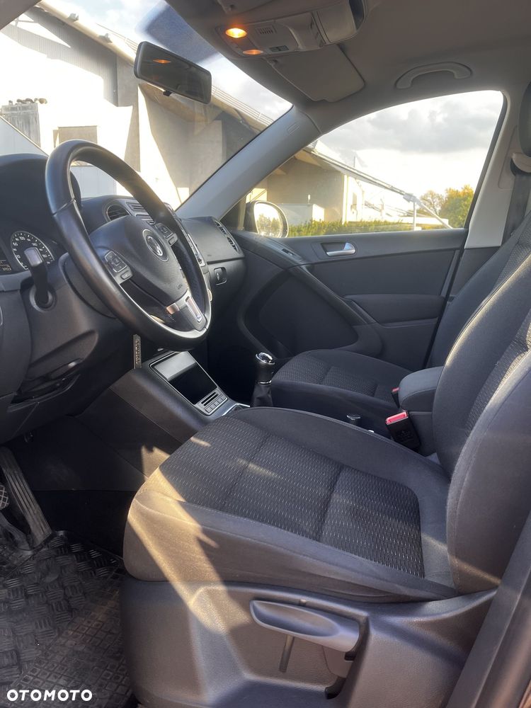 Volkswagen Tiguan - 9