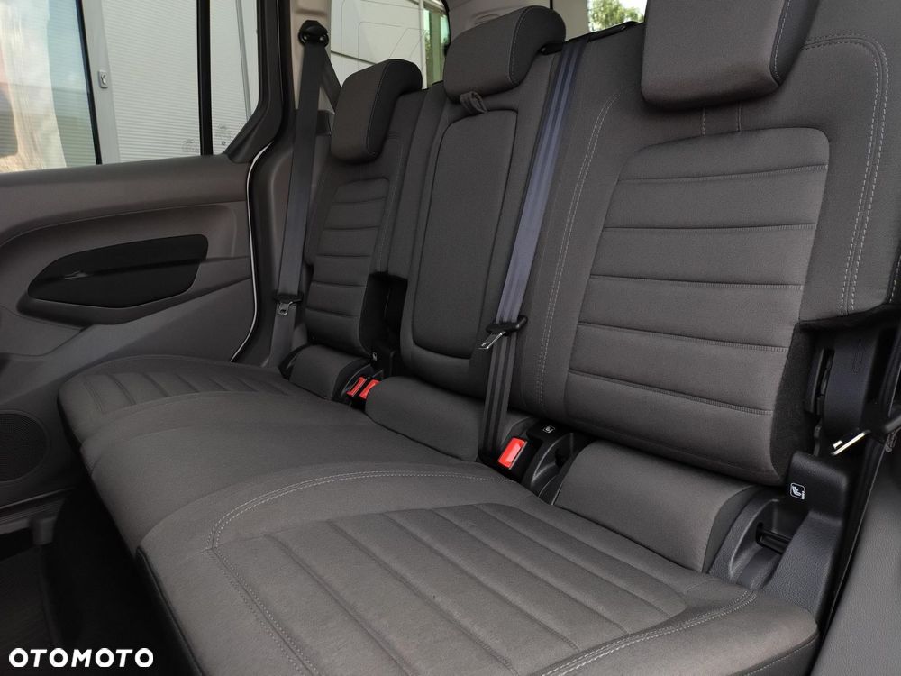 Ford Tourneo Connect 1.5 EcoBlue Titanium PowerShift - 25