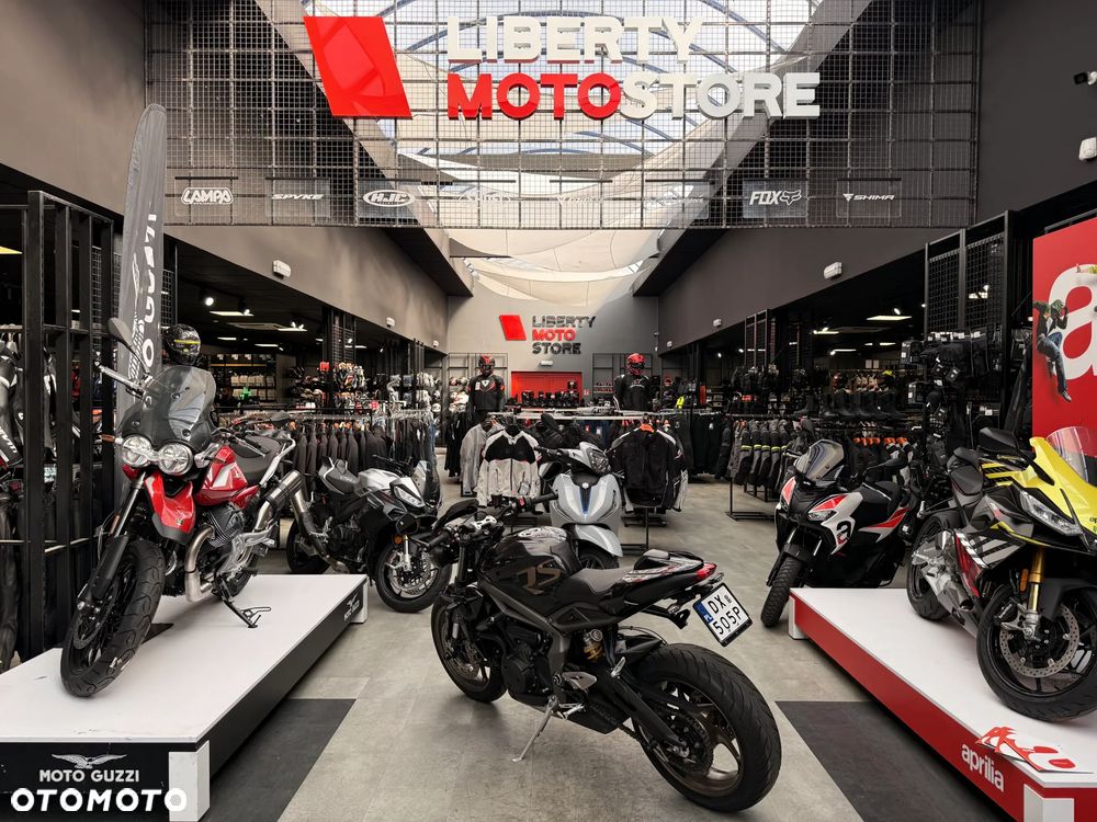 Triumph Street Triple - 5