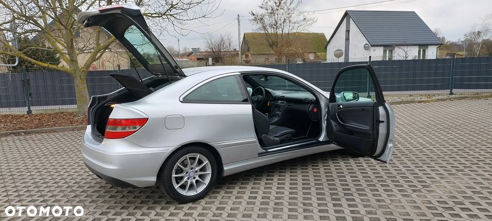 Mercedes-Benz CLC - 25