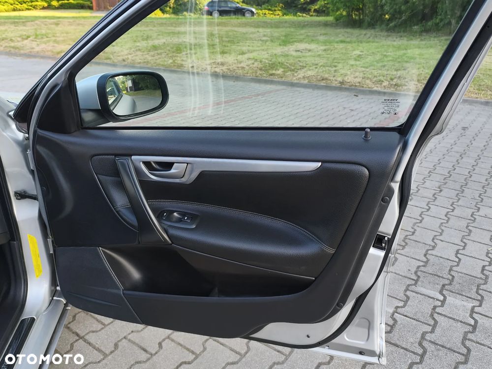 Volvo S60 2.4 Summum - 36