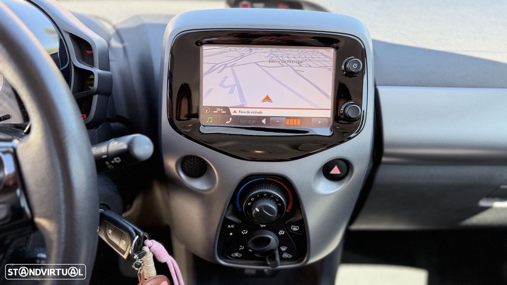 Toyota Aygo 1.0 X-Play - 17