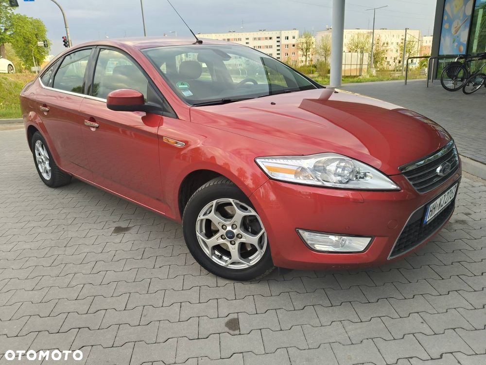 Ford Mondeo 2.3 Ghia - 24