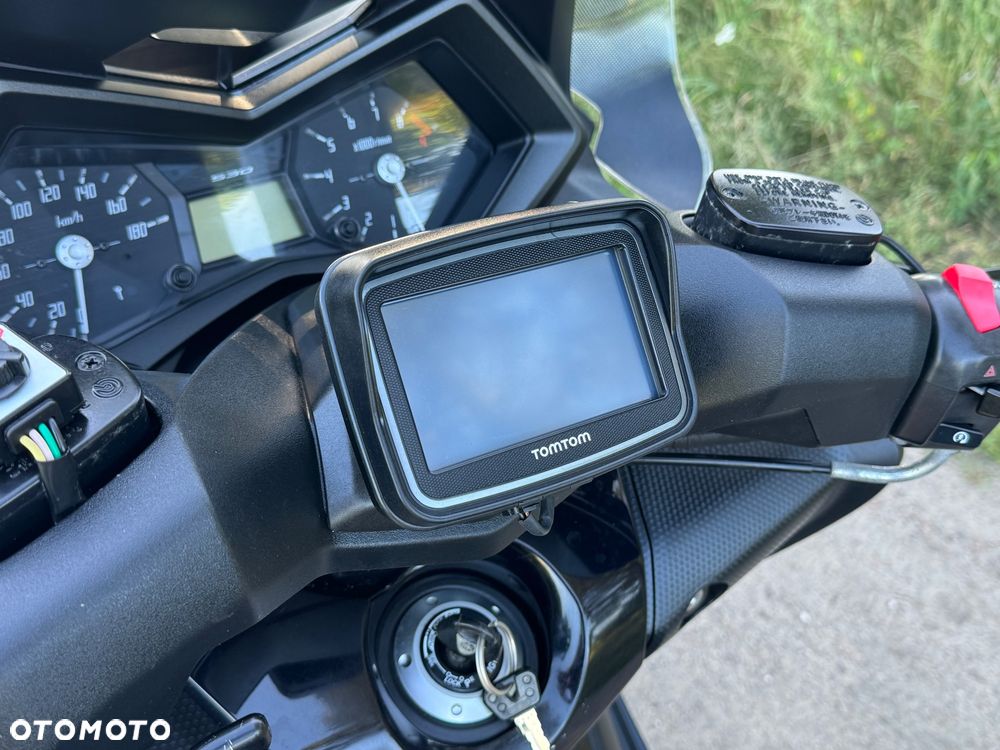 Yamaha Tmax - 9