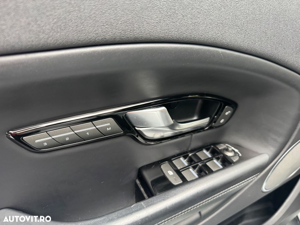 Land Rover Range Rover Evoque 2.0 D180 R-Dynamic - 10