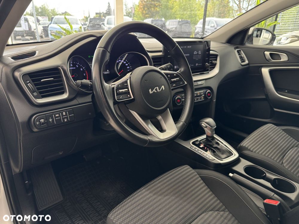 Kia Ceed 1.5 T-GDI M DCT - 8