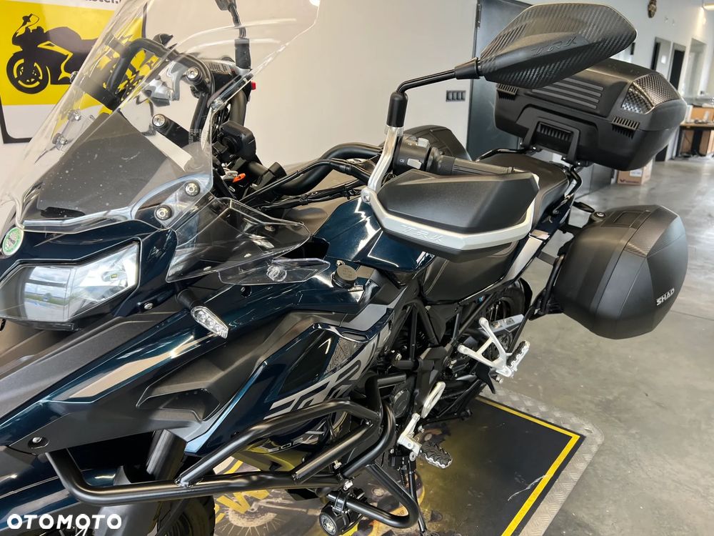 Benelli TRK 502X - 11