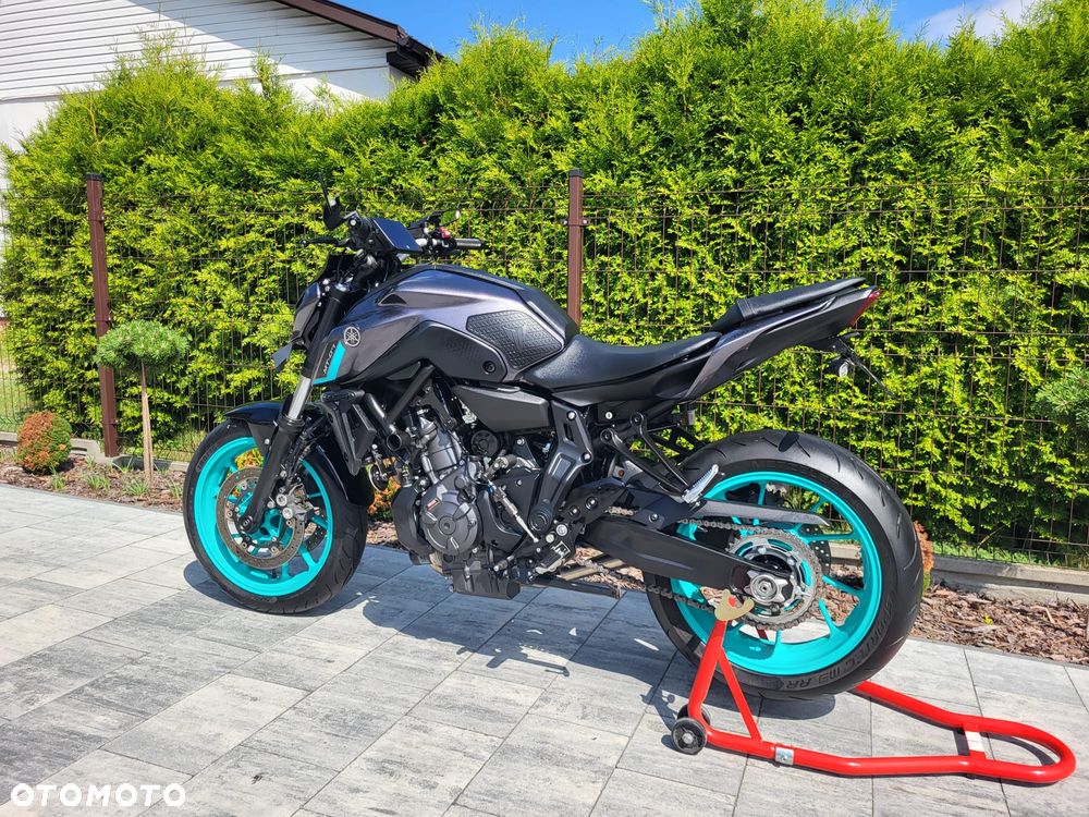 Yamaha MT - 4