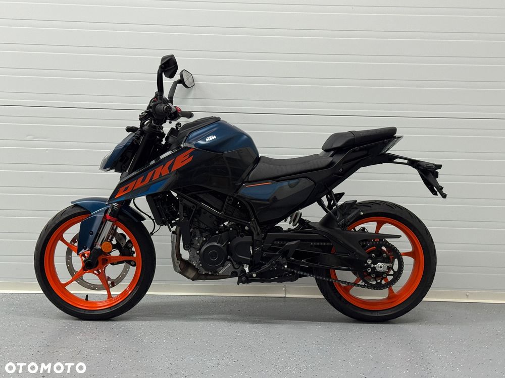 KTM Duke 125 - 17