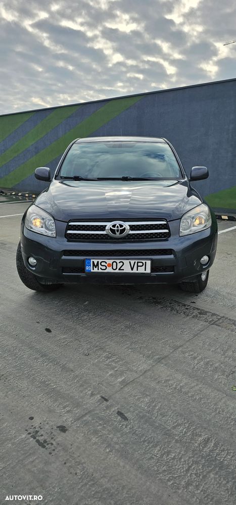 Toyota RAV4 2.2 D-4D Confort - 2