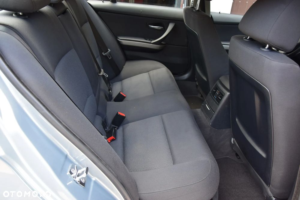 BMW Seria 3 - 19