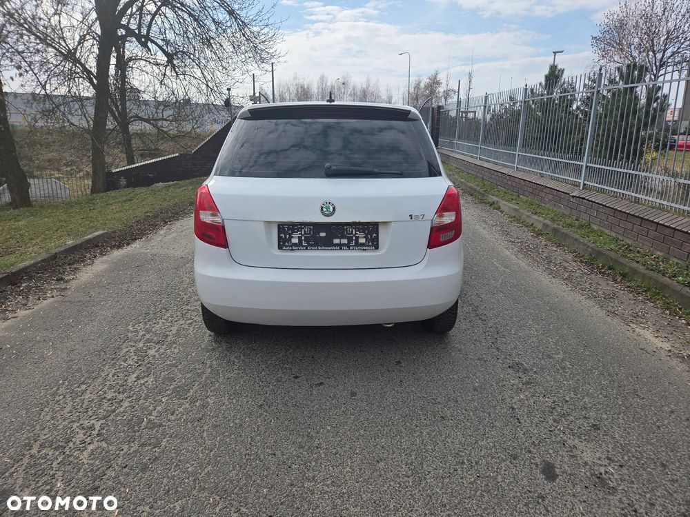 Skoda Fabia 1.2 HTP SPECIAL - 5