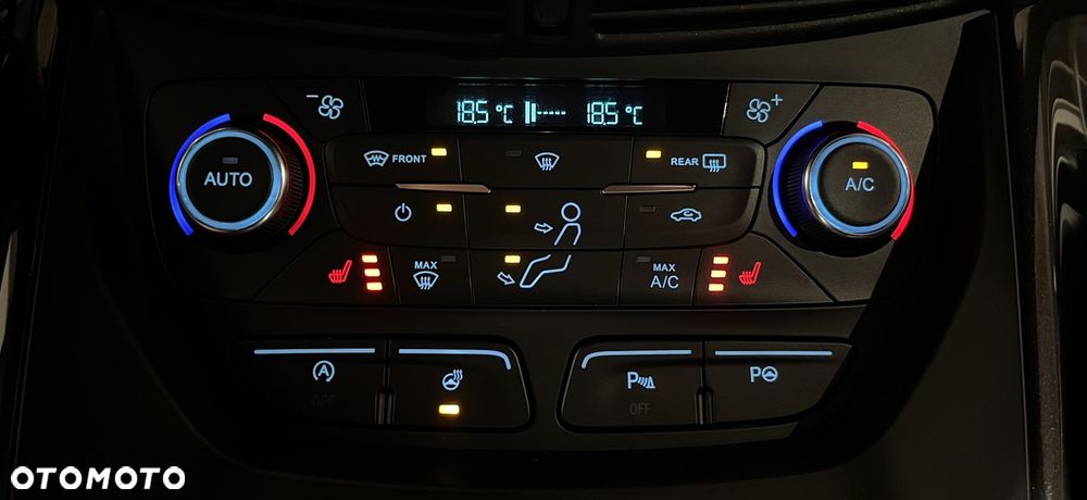 Ford Kuga 2.0 TDCi 4x4 ST-Line - 15