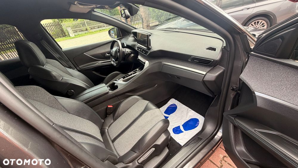 Peugeot 3008 - 13