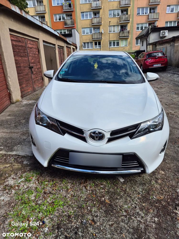 Toyota Auris 1.33 VVT-i Premium - 2