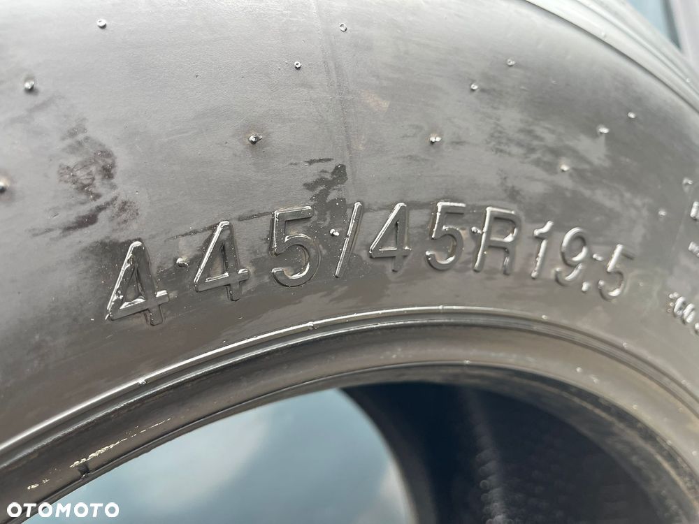 Opona Golden CROWN AT556 445/45R19.5 (NR 4) - 3